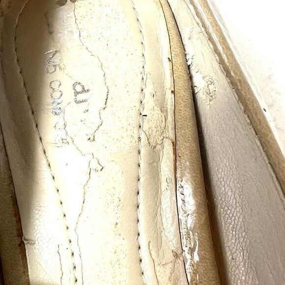 Naturalizer Womens 7M Pumps Beige Glossy Faux Leather Slip On Low Heels Peep Toe - Picture 13 of 14